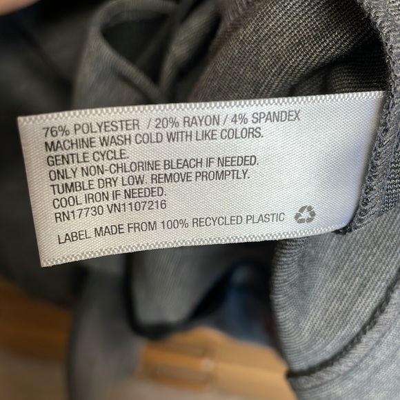 Merona Gray Junior Blazer - Picture 5 of 5